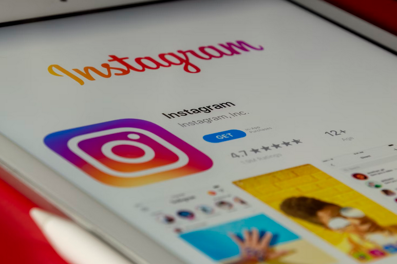 instagram